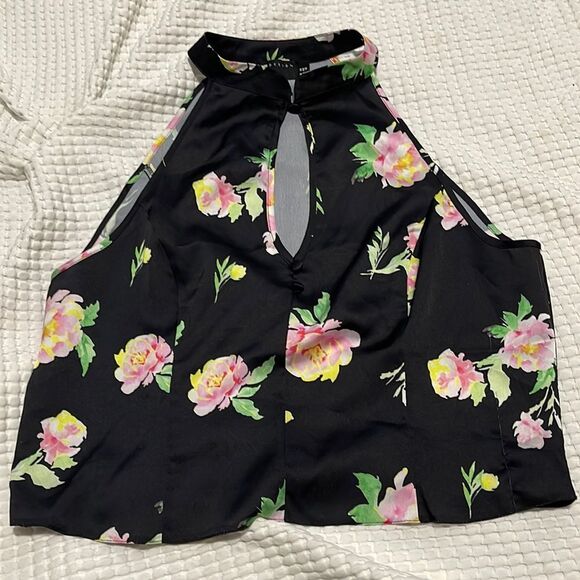 NWOT- ASOS- 10. Crop Top - Picture 1 of 6
